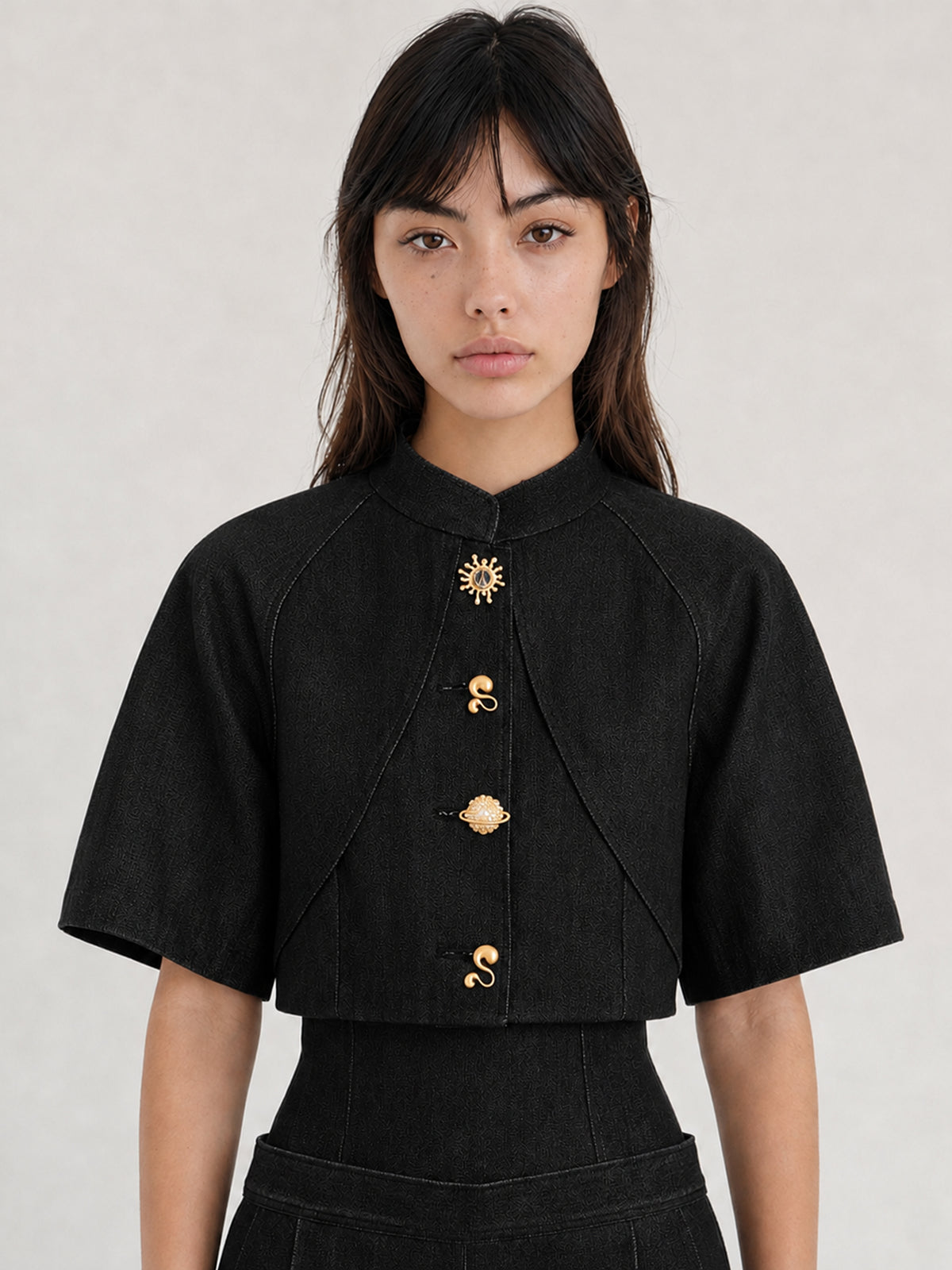 Cropped Noir Jacket