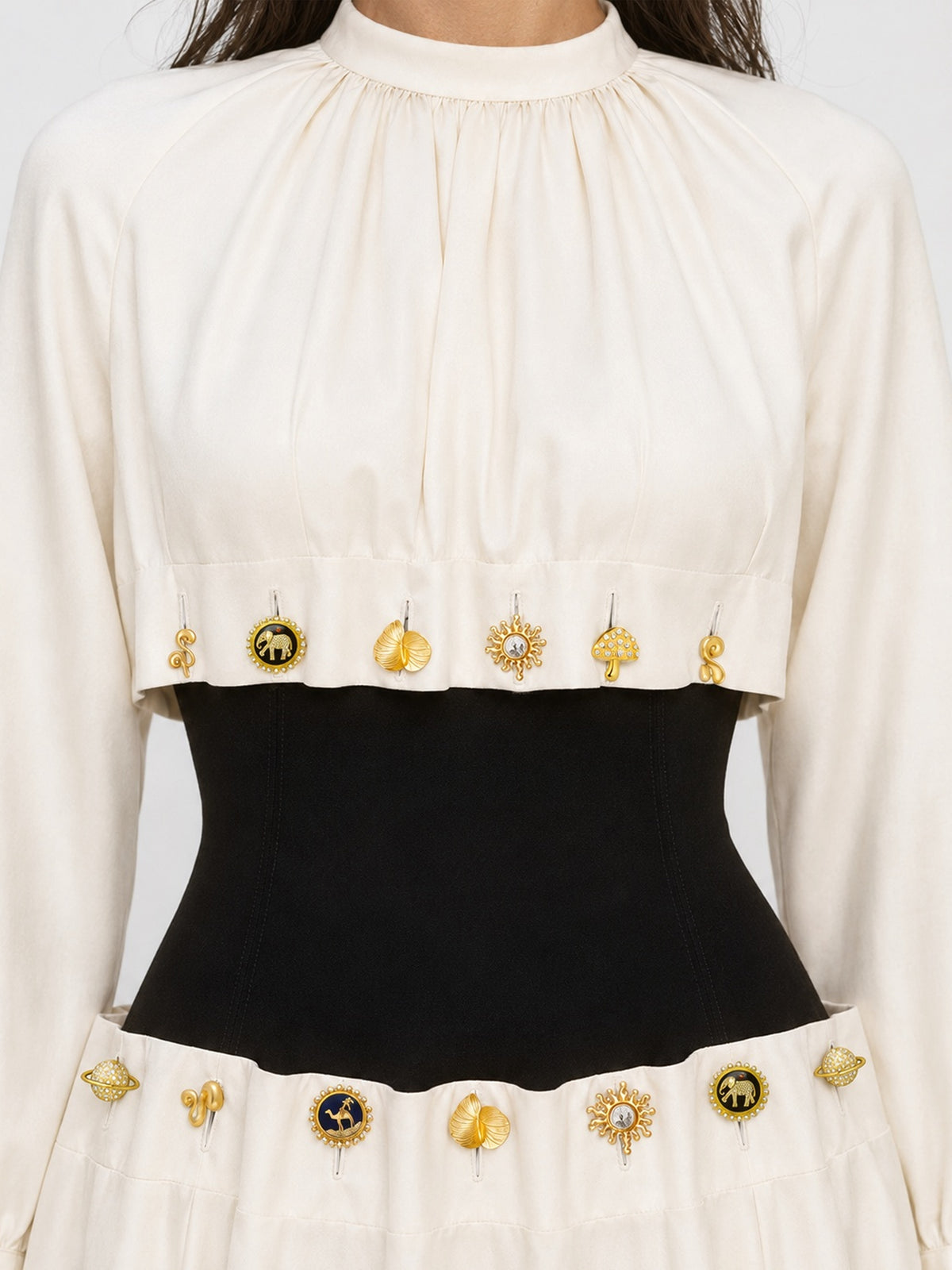 Robe Eterna ivoire cintrée