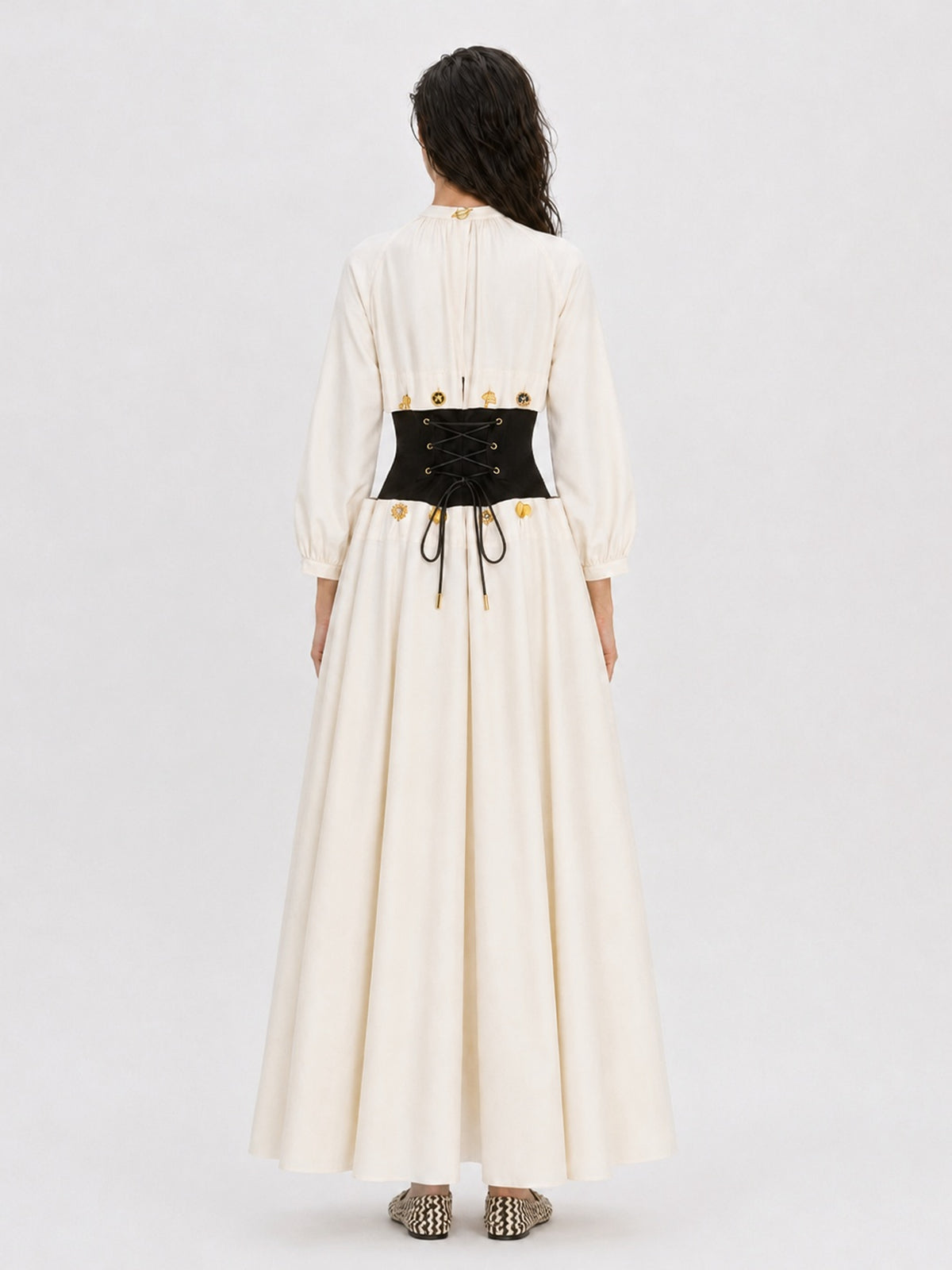 Robe Eterna ivoire cintrée