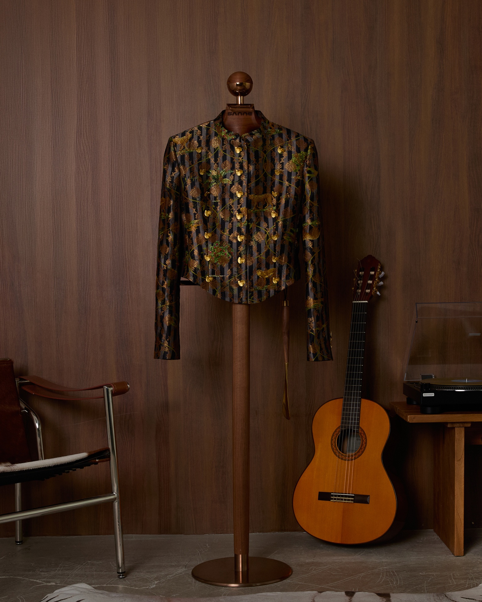 [JKT-VN26-06-SIL-NVY] Sable Brocade Jacket  (UK6)